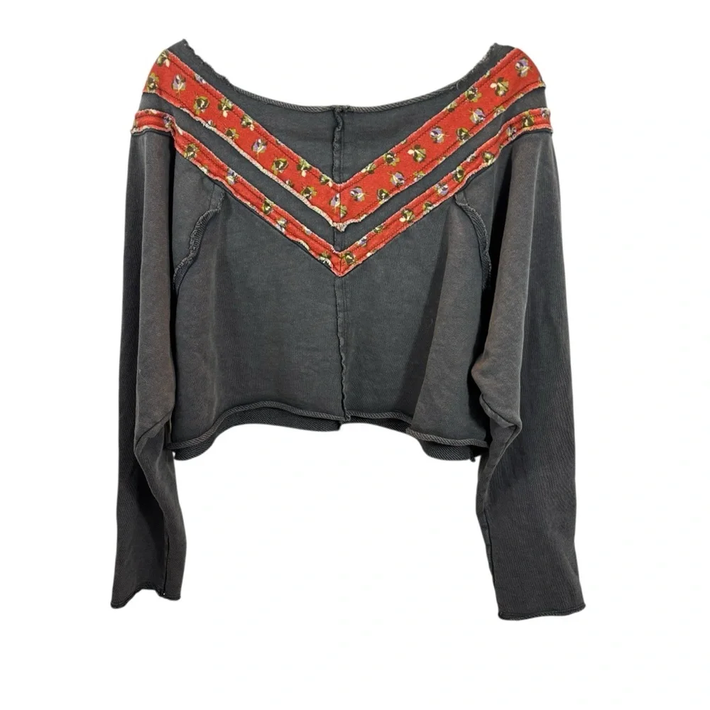 Ladies Intimately Free People V Neckline V Pattern Patchwork Sweatshirt Large‎